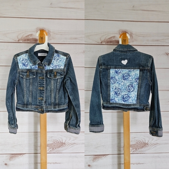 Handmade The Grateful Dead Denim Trucker Jacket in Blue and White Sz 6 NWT - Picture 1 of 12
